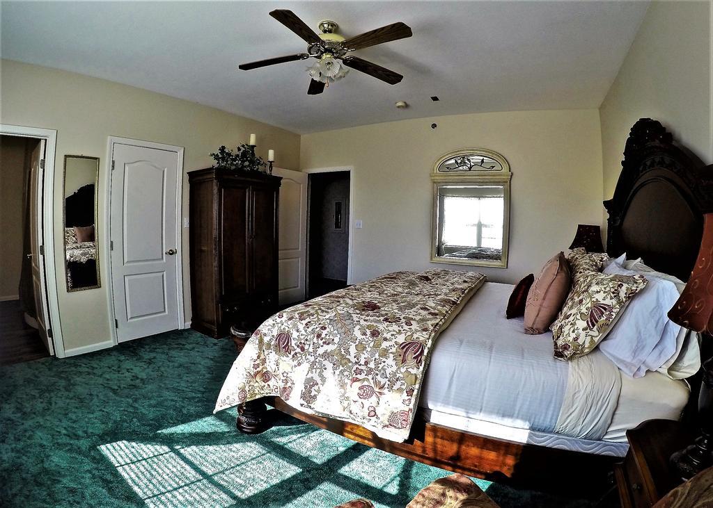 Bradford House Bed And Breakfast Branson Exterior photo